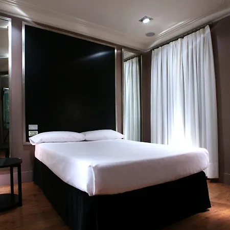 מלון La Franca Travellers (adults Only) ברצלונה