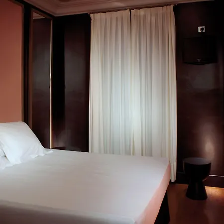 La Franca Travellers (adults Only) מלון