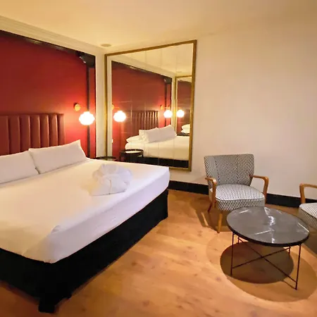 La Franca Travellers (adults Only) מלון ברצלונה